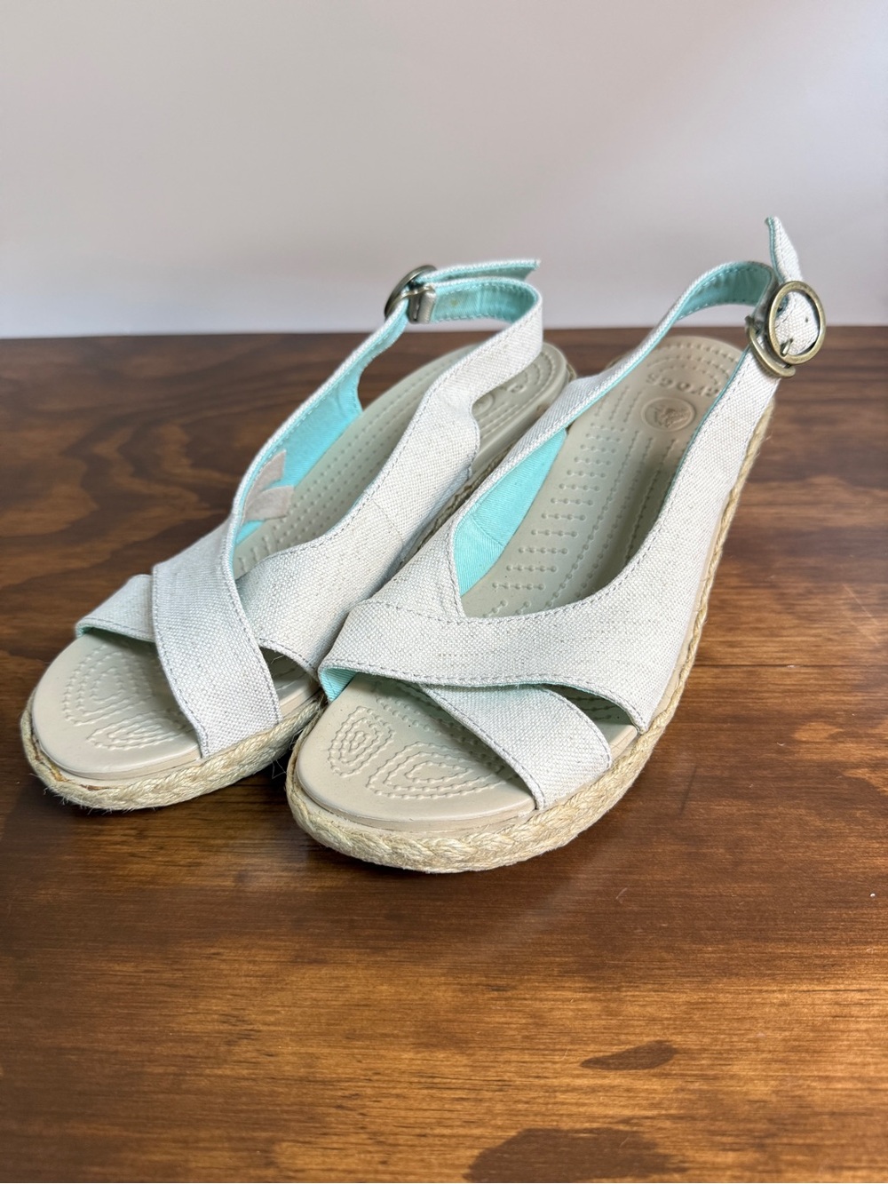 Crocs Cork Wedges Sandals Women’s 8 Beige